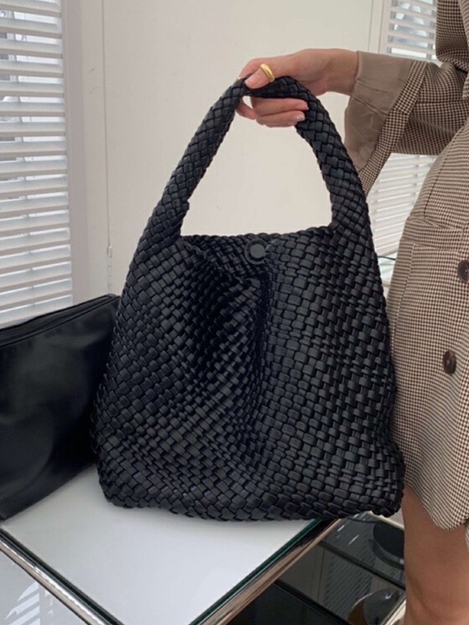 Seame - Cara Woven Shopper Bag Medium Black Medium
