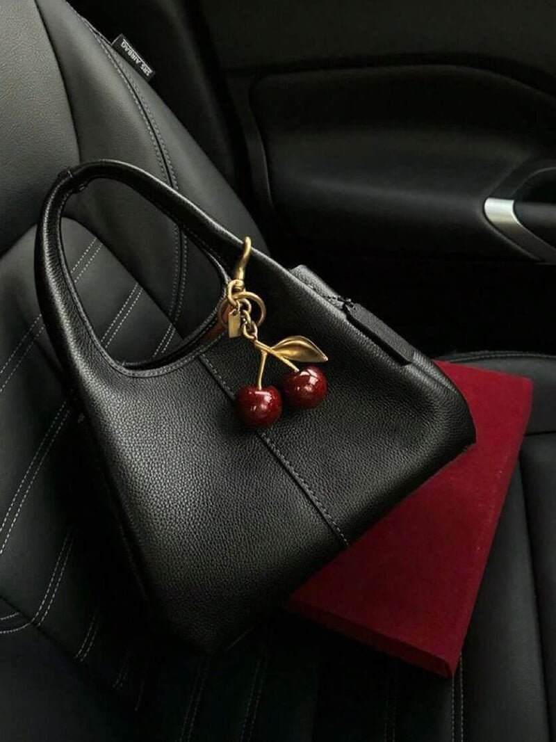 Seame - Cherry Bag Chain Red Regular