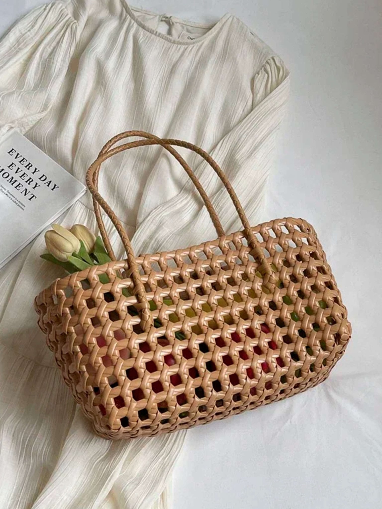 Seame - Crishell Hollow Woven Bag Beige