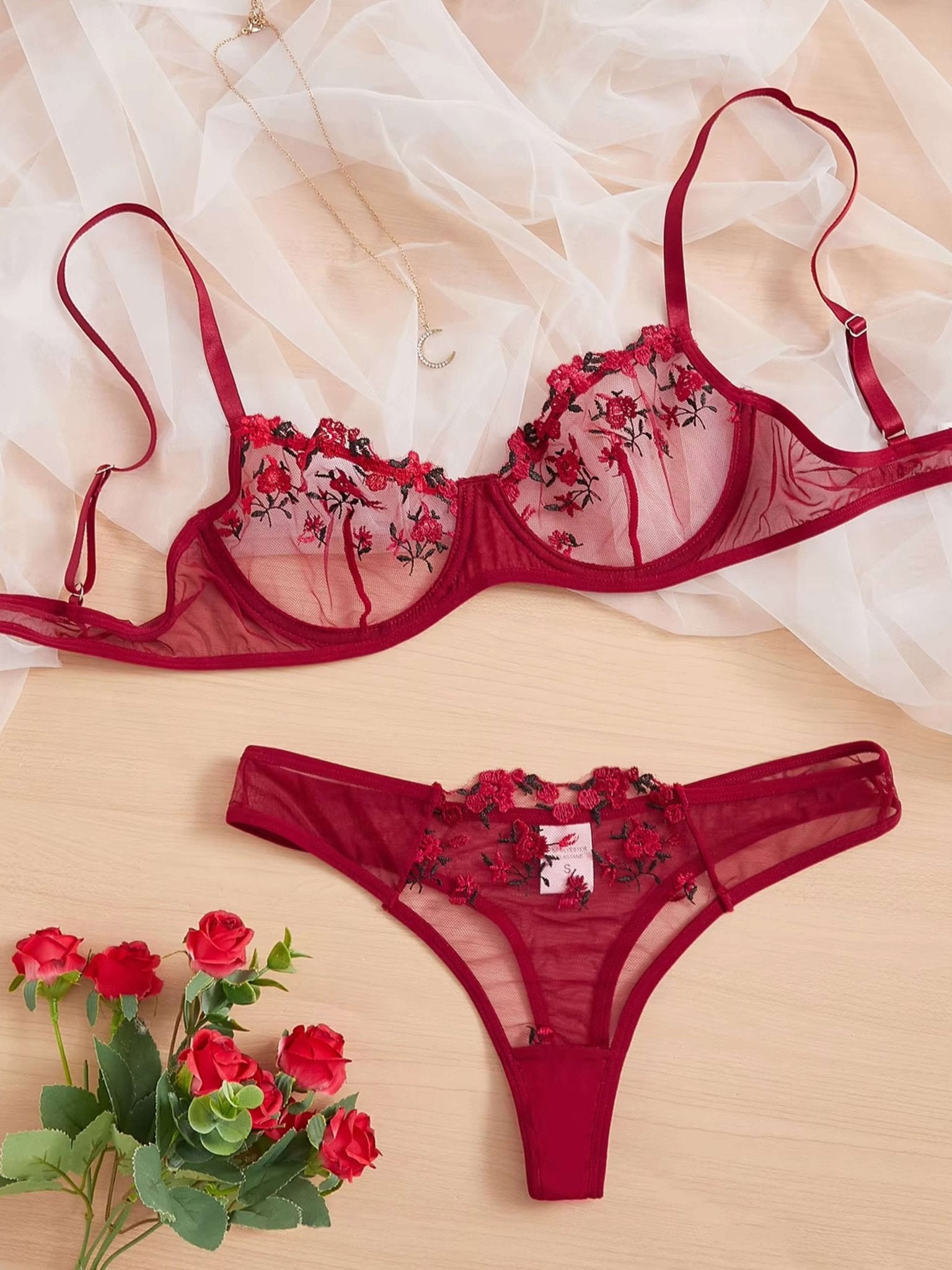 Seame - Kyla Lingerie Set Red S